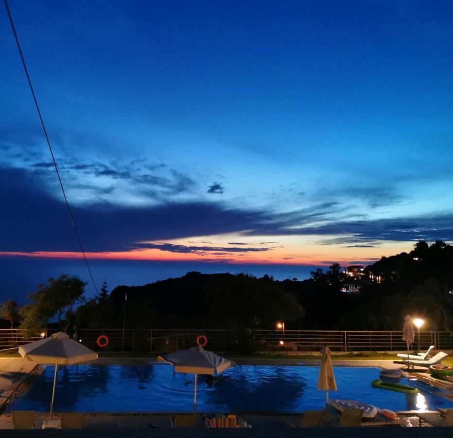 Molivos Sunset Apartments Mythimna Exterior foto
